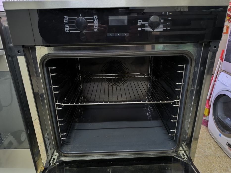 Фурна Miele H2661-1B - 76 литра - клас А