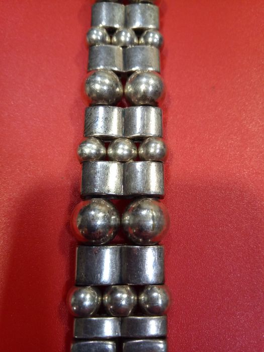 Сребърна Гривна с Дебело Сребърно Покритие 163,4 гр.