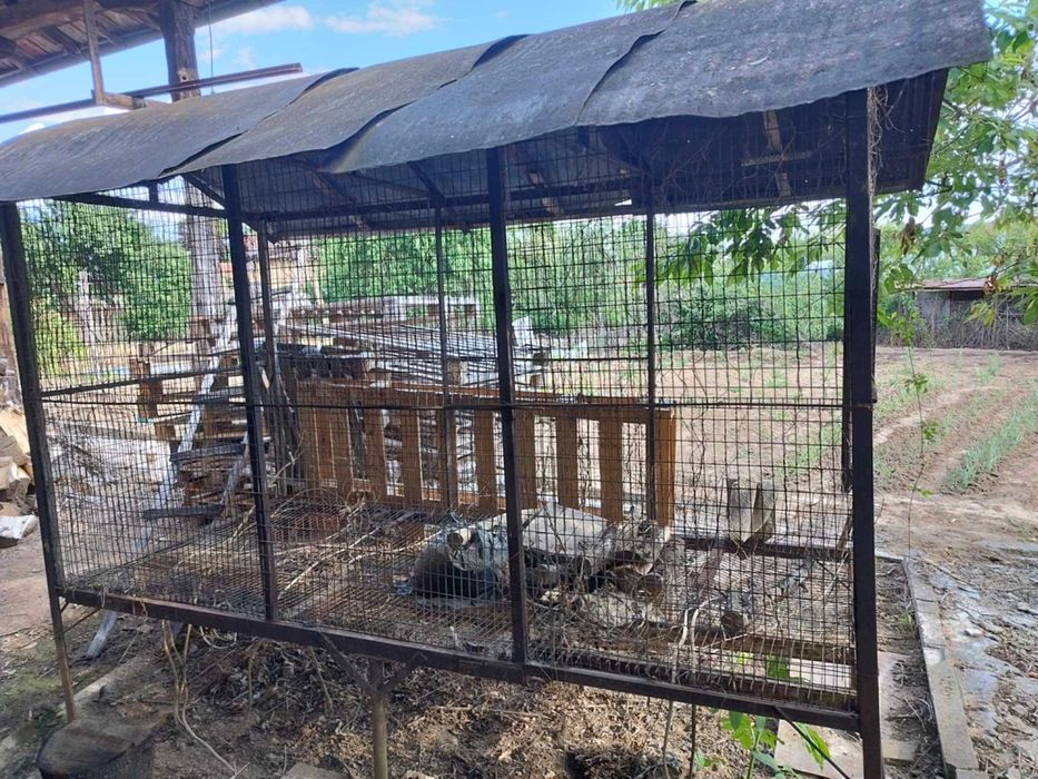 Продавам метален хамбар