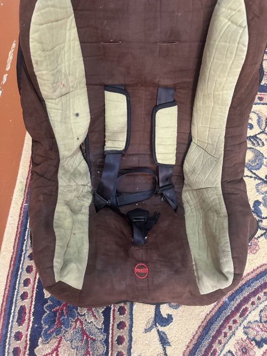 Продается автокресло