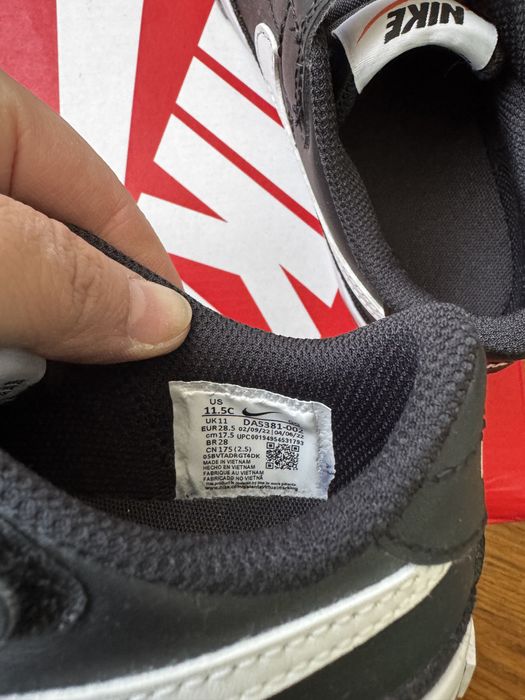 Продам кроссы детские Nike