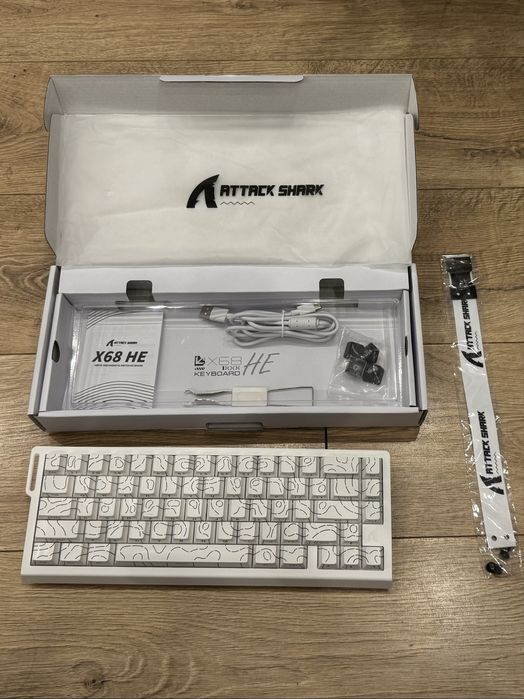 Клавиатура белая магнитная ATTACK SHARK X68 HE