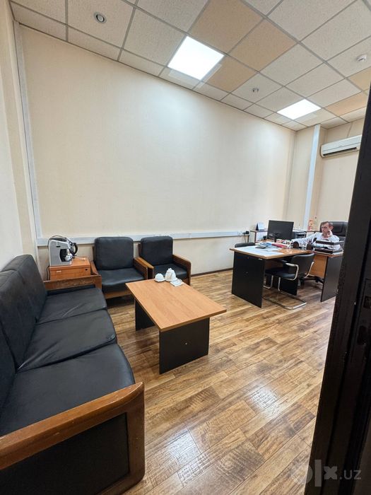 Аренда 500кв офиса в Юнусабад на Ц-4 Ул Амира Тимура Ор Алайский базар