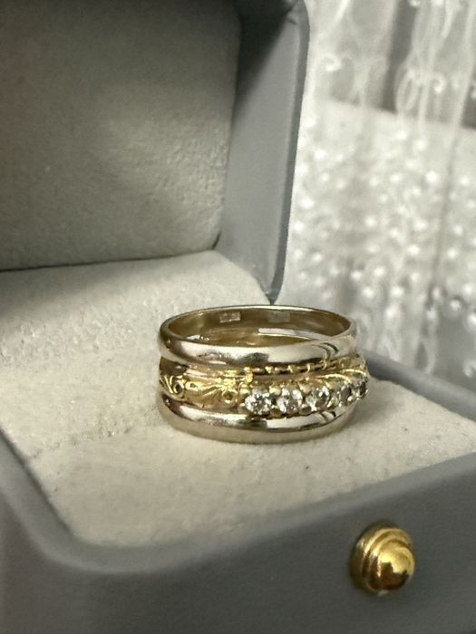 Бриллиантовое кольцо