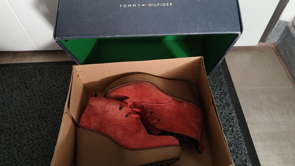 Pantofi dama piele întoarsă, naturala  Tommy Hilfiger măsura 37