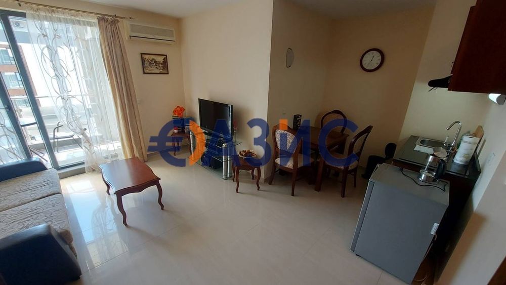 Продава се Двустаен апартамент в к.к. Слънчев бряг - 96 кв.м за 823 €/кв.м - Снимка #5