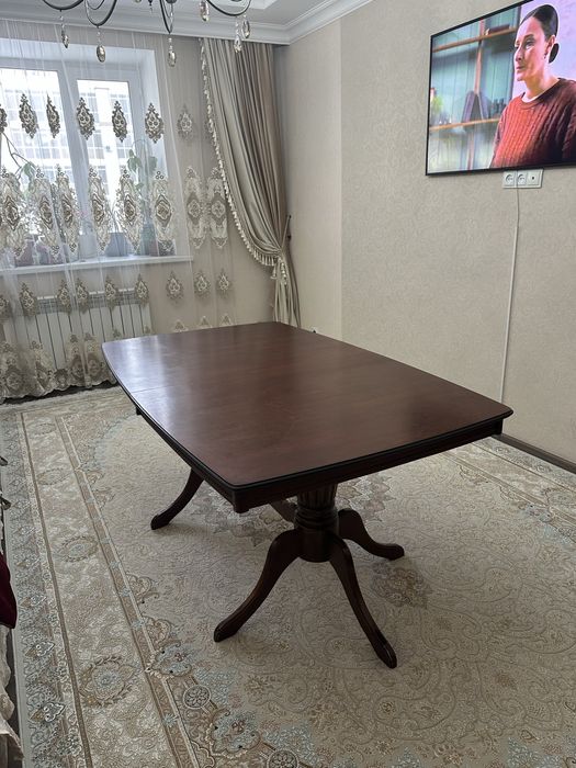 Стол метр 1,60*1метр