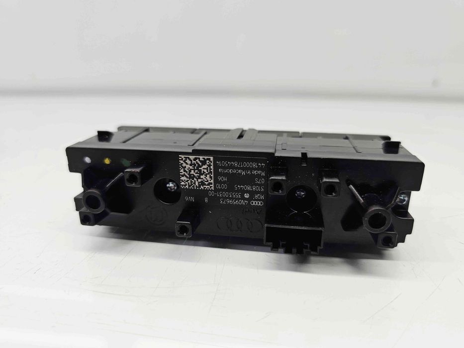 Butoane comenzi consola centrala Audi A6 (4A2, C8) S-line [Fabr 2018-