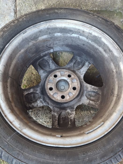 Anvelope cu janta 195/50 R15