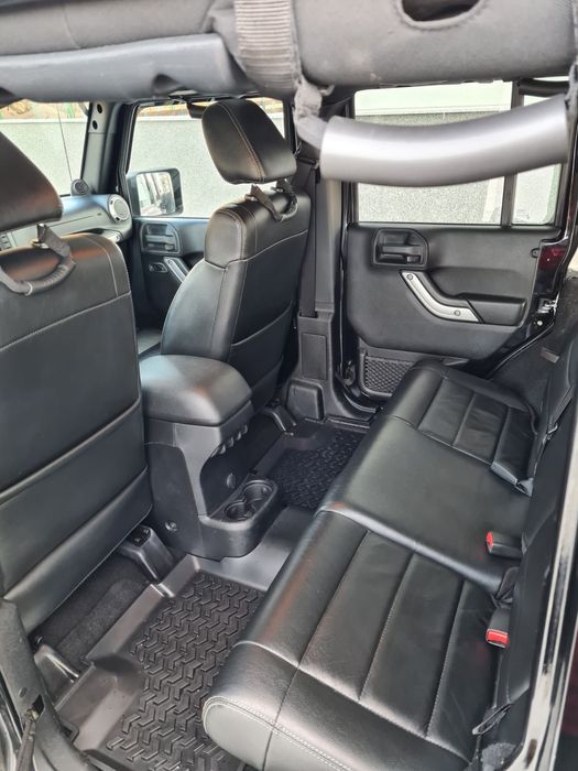 Jeep Wrangler JK /schimb cu auto de strada