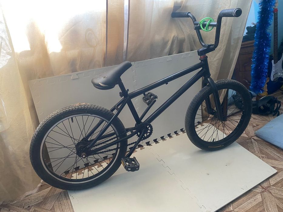 продам новый BMX