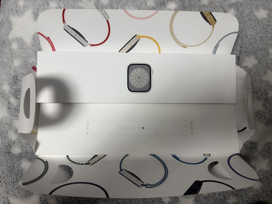 Apple Watch 8 Series (41mm)