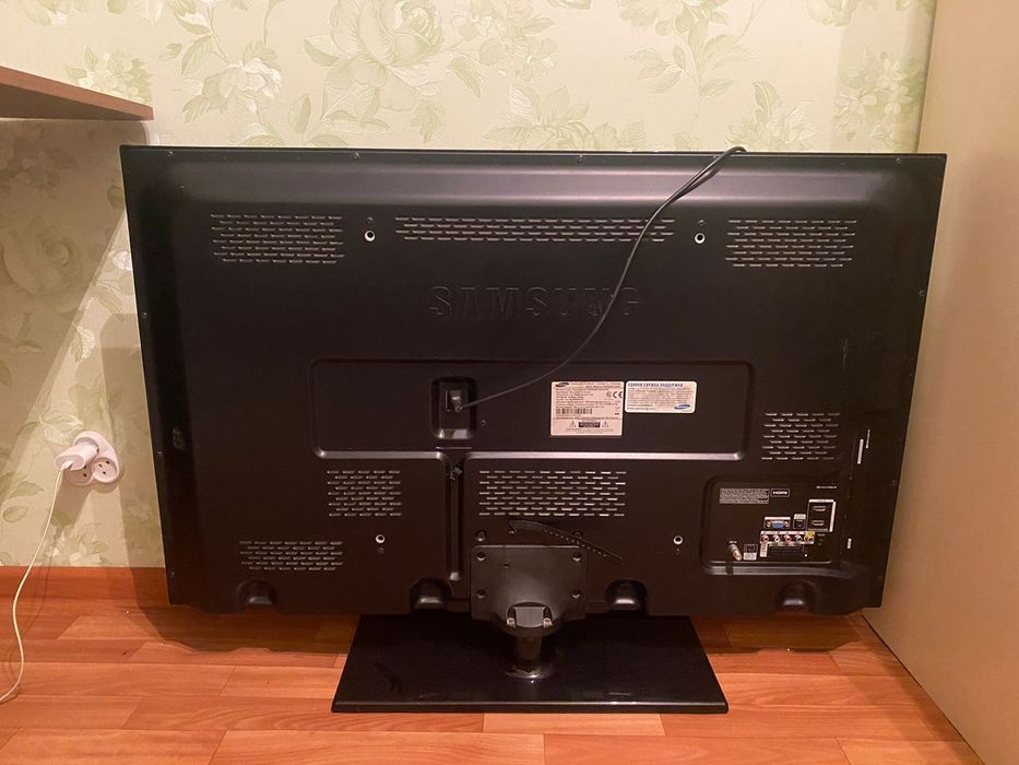 Телевизор самсунг