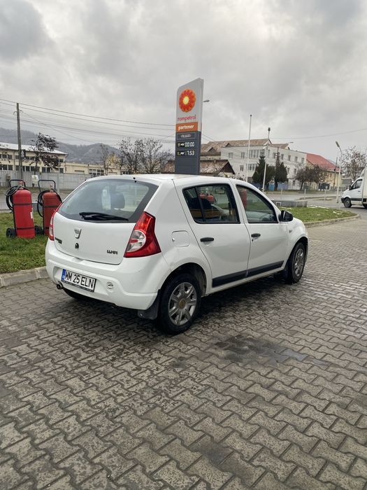 Vand Dacia Sandero 2010