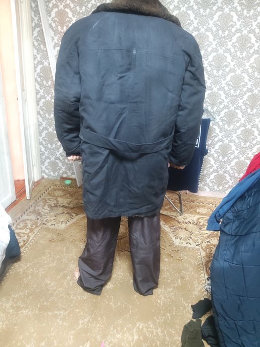 Продам мужской тулуп .