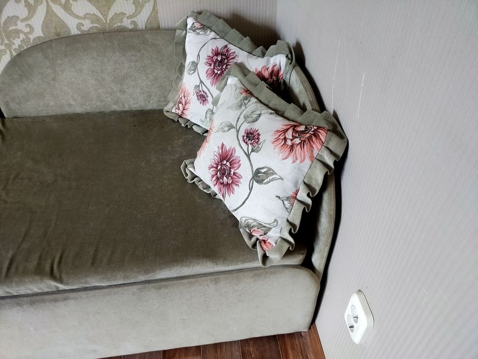 Продам детские диваны