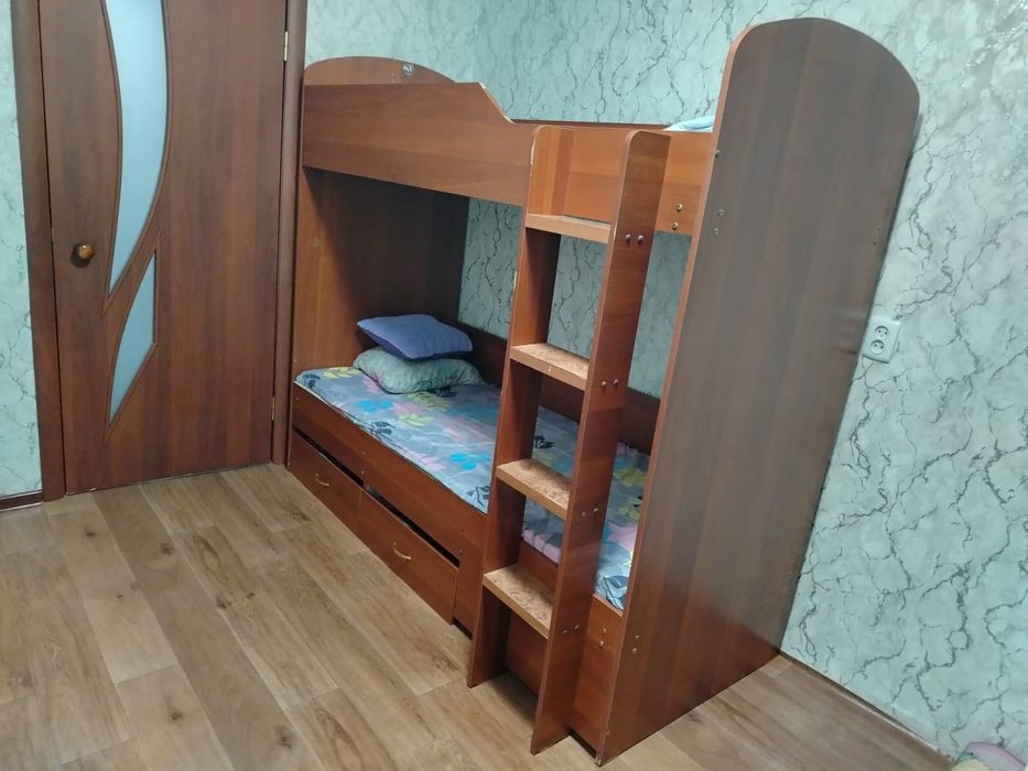 Продам двухъярусную кровать