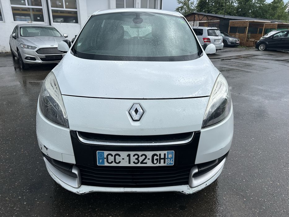 RENAULT Scenic 2012 — imagine 2