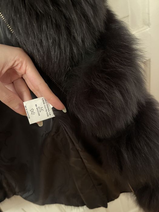 Vesta noua din blana naturala de vulpe polara foarte lunga