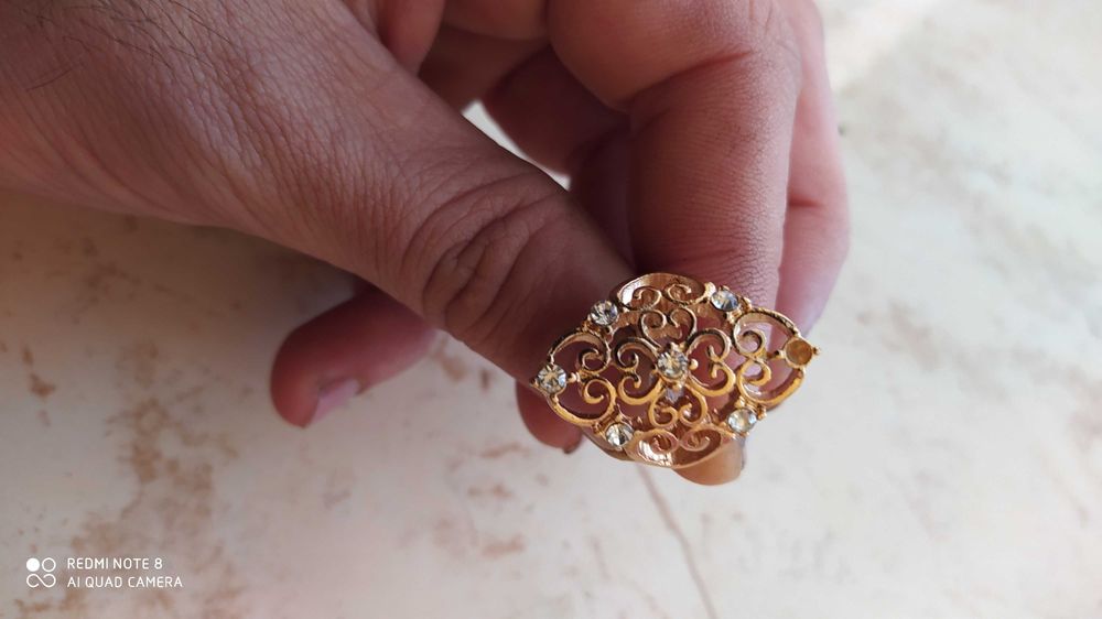 Пръстени с камъни