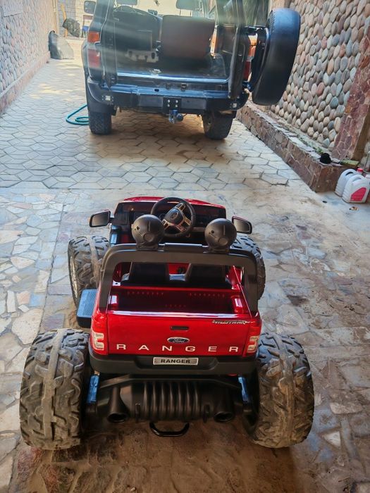 Продам машину Ford Ranger