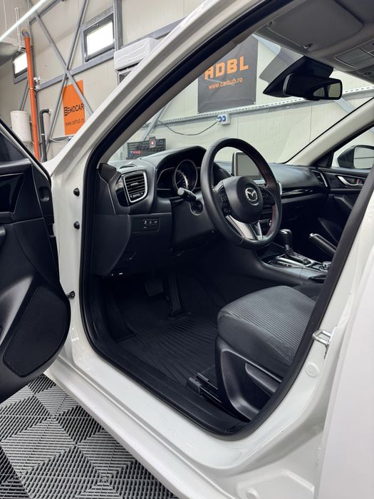 MAZDA 3 2015 — imagine 5