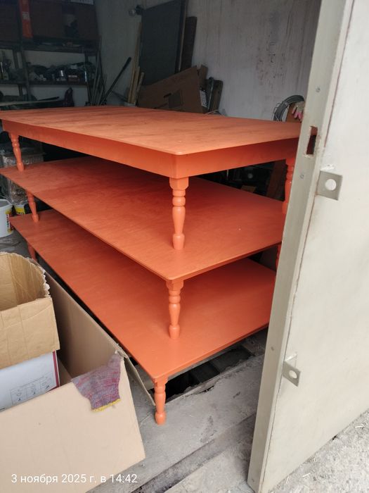 Жер стол ( жаңа , таза )