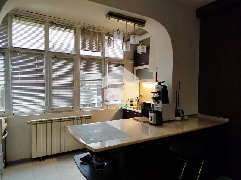 ЕКСКЛУЗИВНО! ЕРА ОСЪМ Ловеч предлага за продажба апартамент в идеален