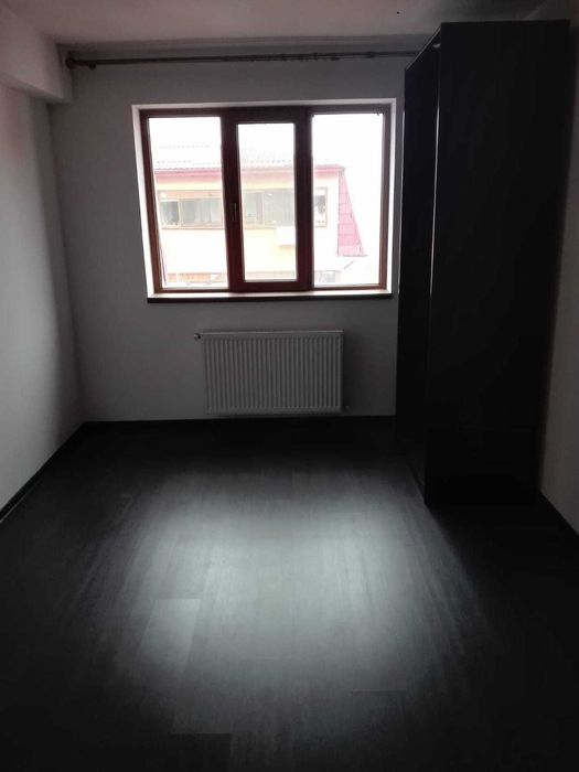 Apartament 3 camere, Dimitrie Leonida