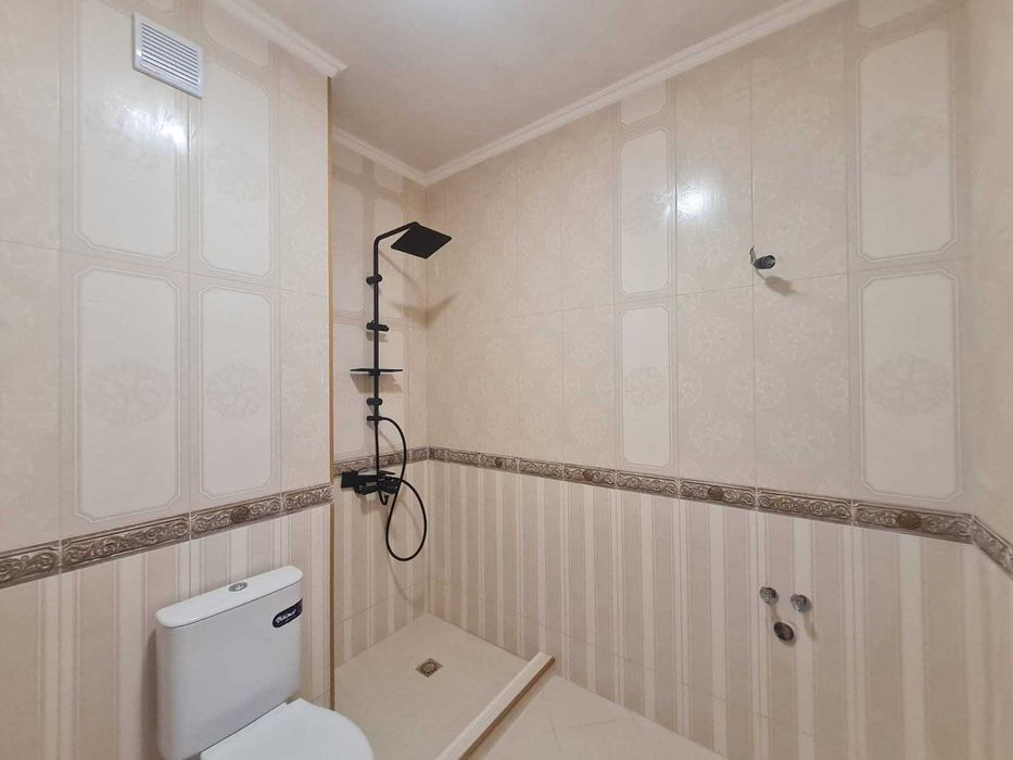 Продава се Тристаен апартамент в Пловдив, Кършияка - 119 кв.м за 2051 €/кв.м - Снимка #4