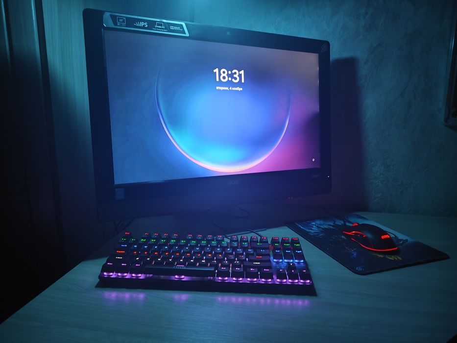 Моноблок для работы и игр