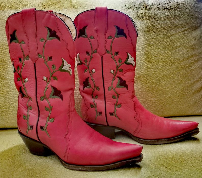 Каубойски ботуши с бродирани цветя Buffalo