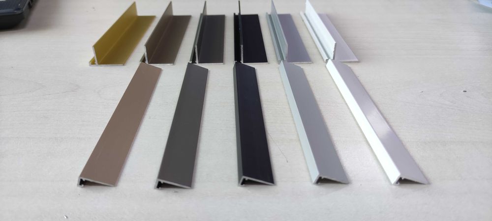 микроплинтус (щелевой плинтус)