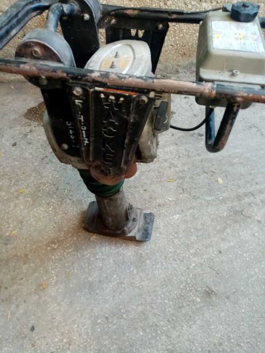 Трамбовка,Пачи крак, Waker, USA работи като нова