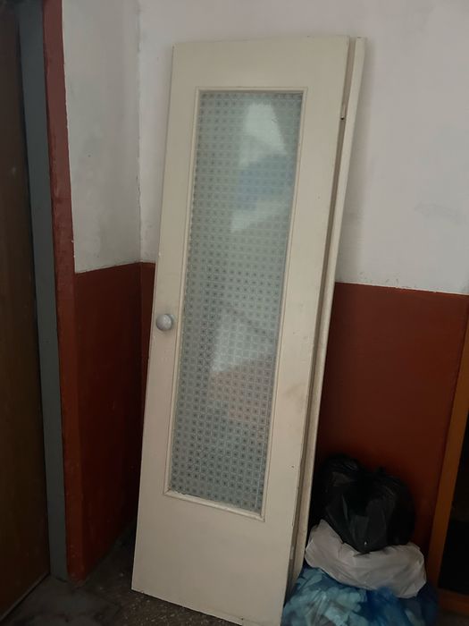 Отдам двери на дрова