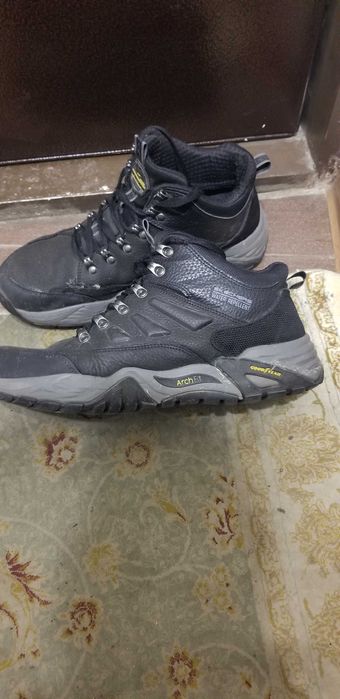Мужские ботинки skechers
