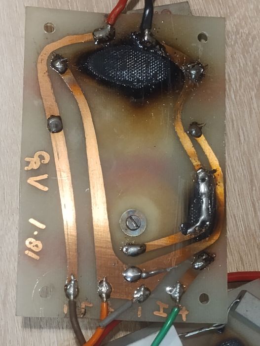 Филтри тонколони JBL