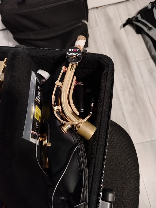 Vând saxofon yamaha yas 275 la 650€și 280 la 750 euro