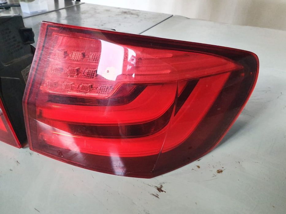Tripla triple stop lampa aripa led stanga dreapta BMW seria 5 F11