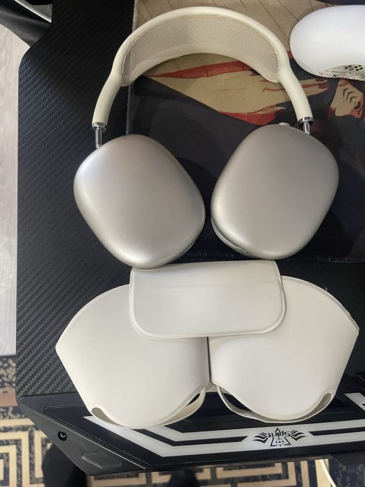 Оригинал Apple AirPods Max.