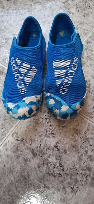 Боти, сандали Adidas 31 номер