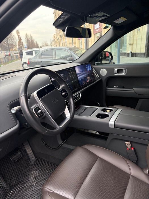 Lixiang L9 2025 — 2