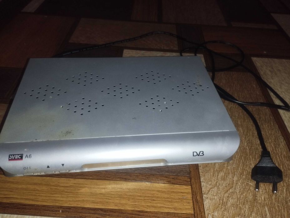 Продам спутниковый ресивер SVEC A6 пульта нет
