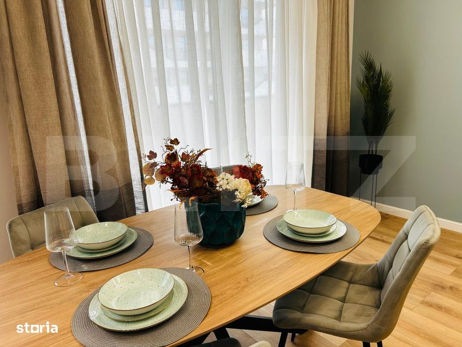 Apartament 3 camere, LUX, intermediar, garaj, CF iesit, zona centrala