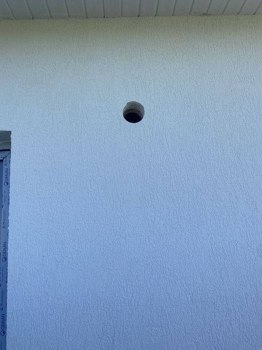 Gaură pentru Hotă Centrală – Carotare Curată în BCA, Cărămidă și Beton