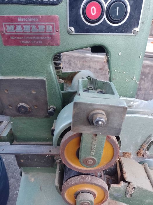 Mașina de frezat bagheta lemn