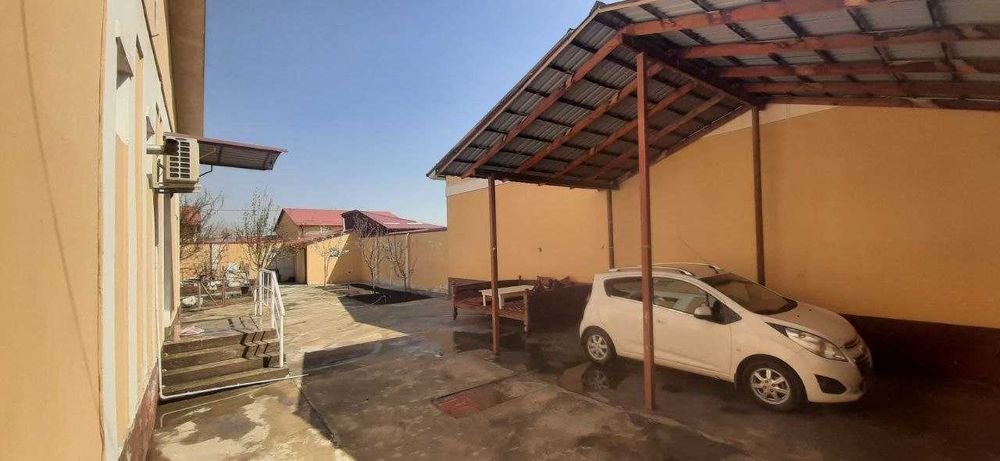 Qoqon shaxar Ayraport xududi Kotedj Xovli sotiladi