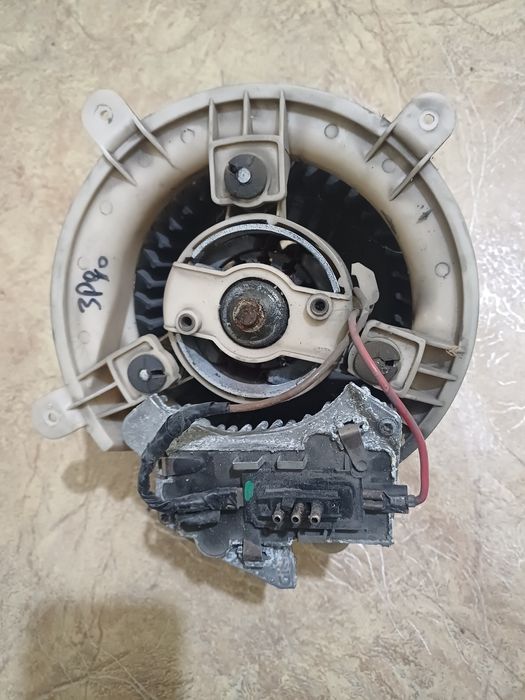 Mерсед W210 моторчик печки