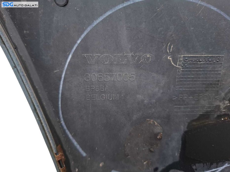 Bara Spoiler Fata cu Grila cu Emblema Volvo S40 2004 - 2008 Culoare 459-46 [0947]