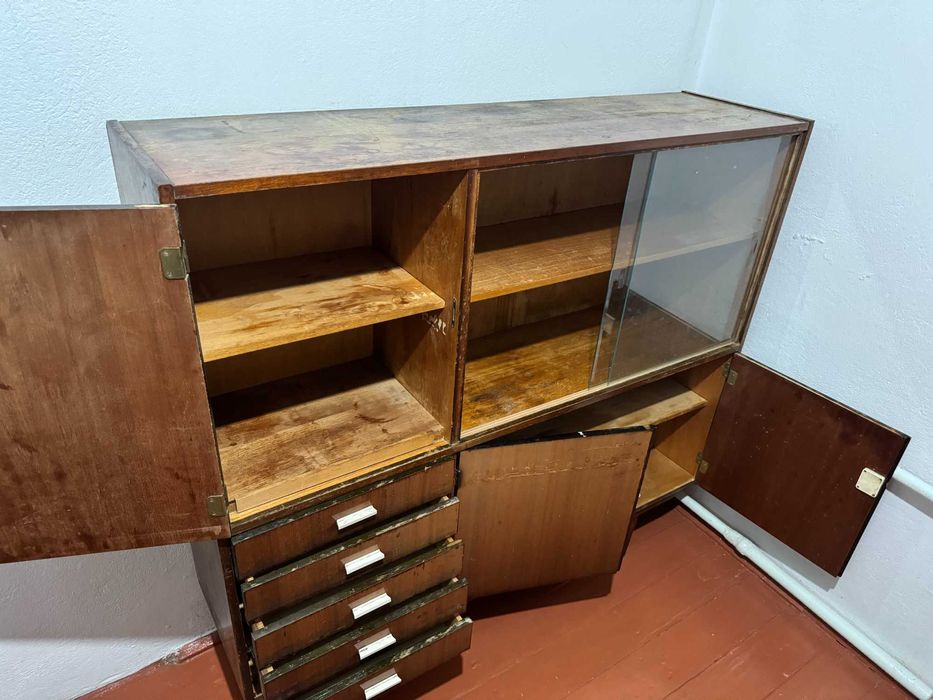 Универсальный шкаф!